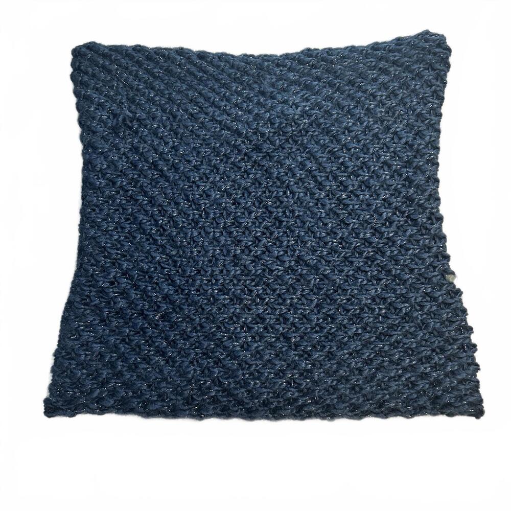 Target Limited Edition‎ Navy Blue Chunky Knit Scarf